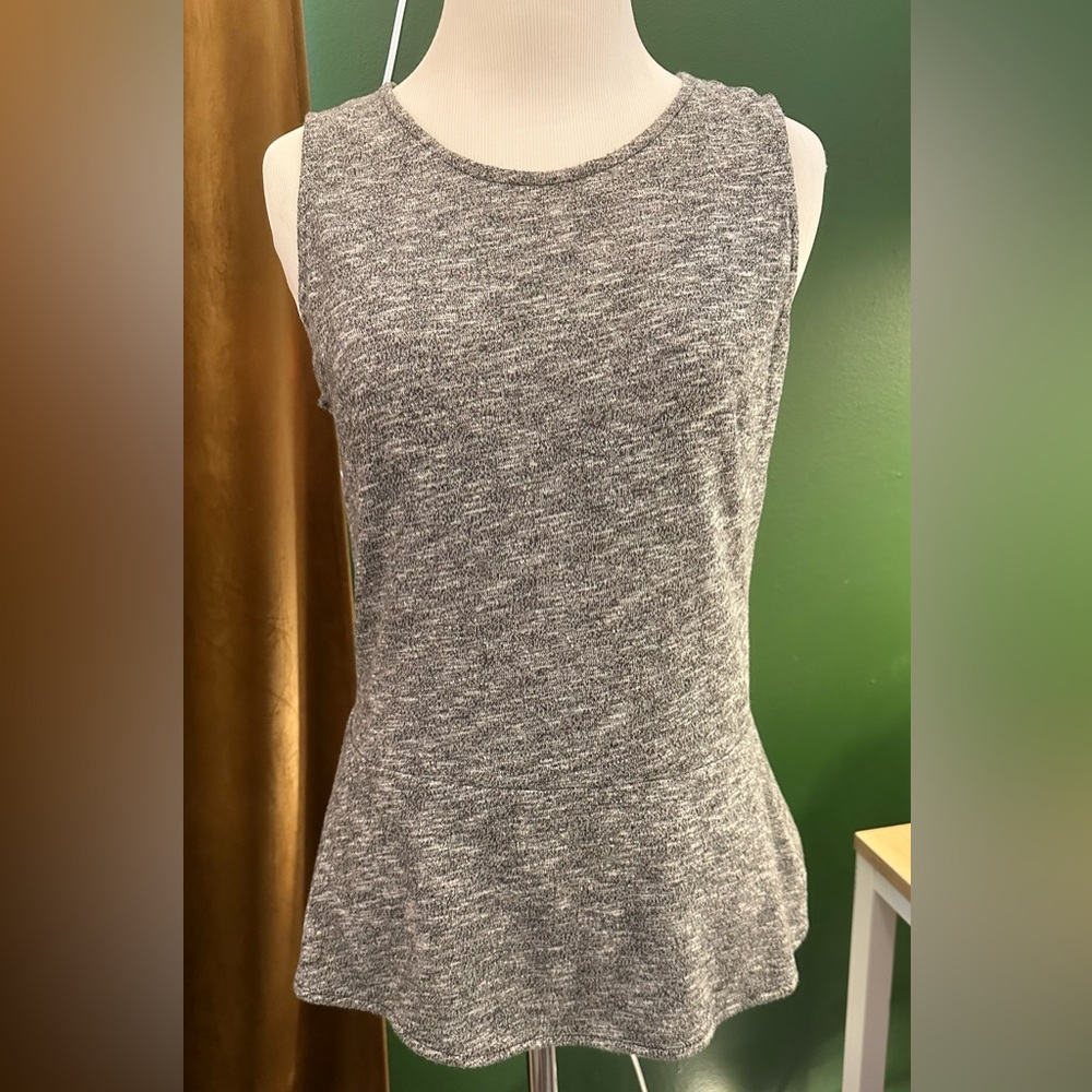 Banana Republic Women’s Grey Terry Zip Back Peplum Top; Size Small